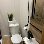 Дом отдыха No5 Boutique Woodquay Townhouse Centre *